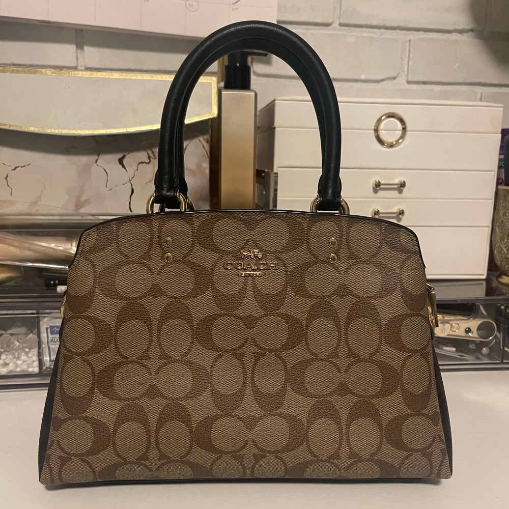 Signature Blocking Mini Lillie Carryall